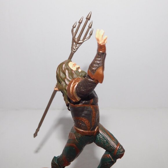 2017 Hallmark Keepsake Justice League Aquaman Christmas Tree Ornament - Picture 7 of 11